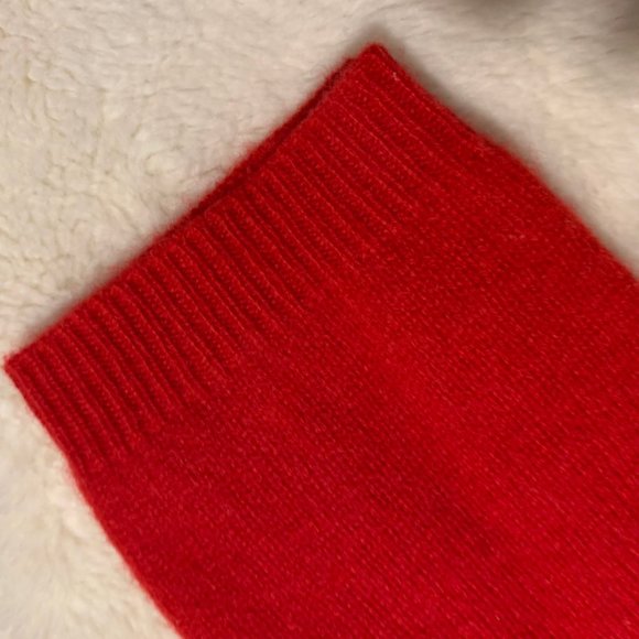 NWT Ellen Tracy 100% Cashmere Crewneck Sweater Sz Small - Picture 3 of 4